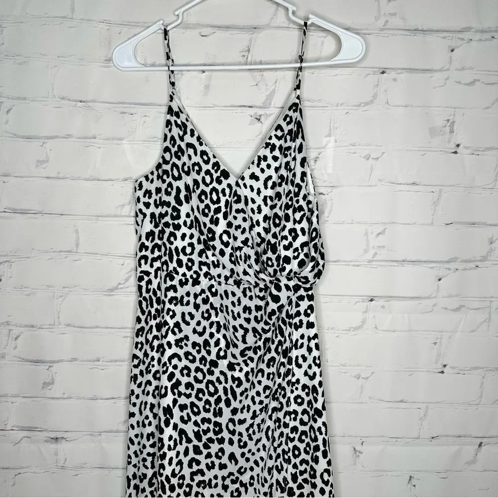‎Express medium animal print dress